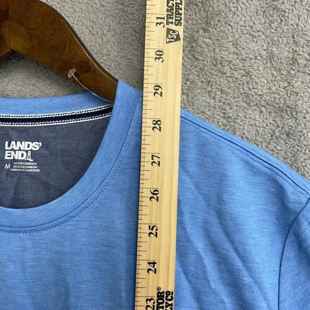 NWOT Lands' End Men's M Blue Crew Neck T-Shirt